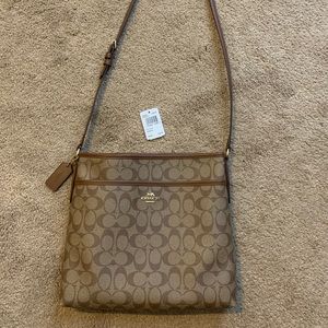 NWT Coach Leather “File Crossbody”